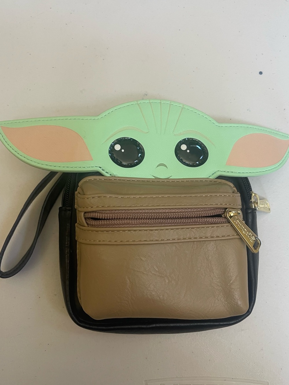 Loungefly-Star Wars  “baby Yoda- Green Wristlet- Pouch with Tan Front Pocket